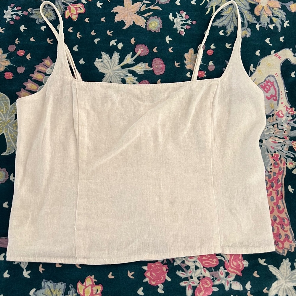 NWOT Abercrombie & Fitch White Linen Crop Top (Medium)